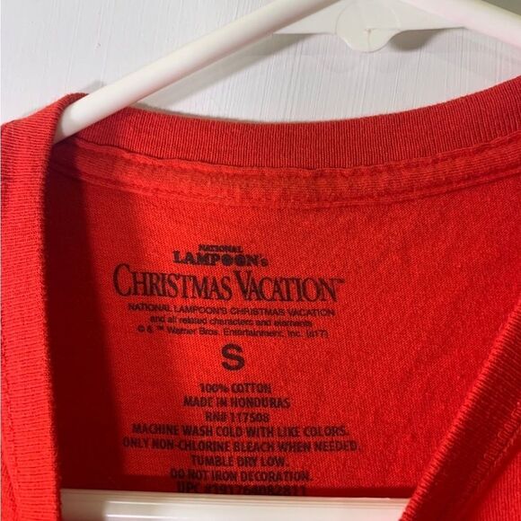 National Lampoons‎ Small Red Christmas Vacation T Shirt - Picture 3 of 4